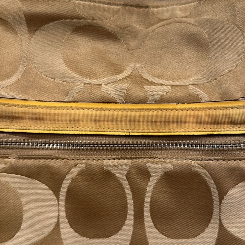 Coach Poppy Signature Tote - Picture 6 of 13